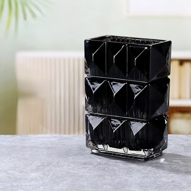 Vase Noir Transparent